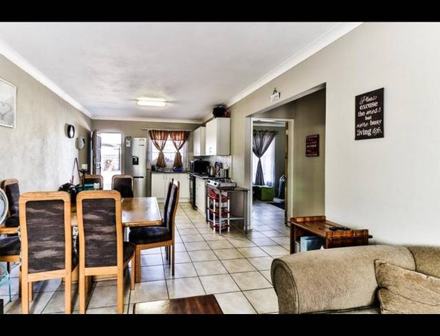 2 BEDROOM PROPERTY TO RENT IN GEDULD